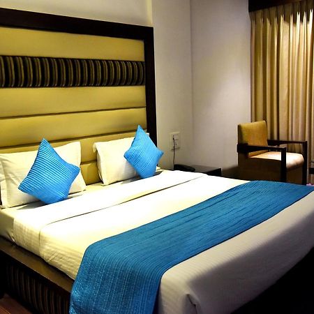 Landmark Hotell Chandīgarh Eksteriør bilde