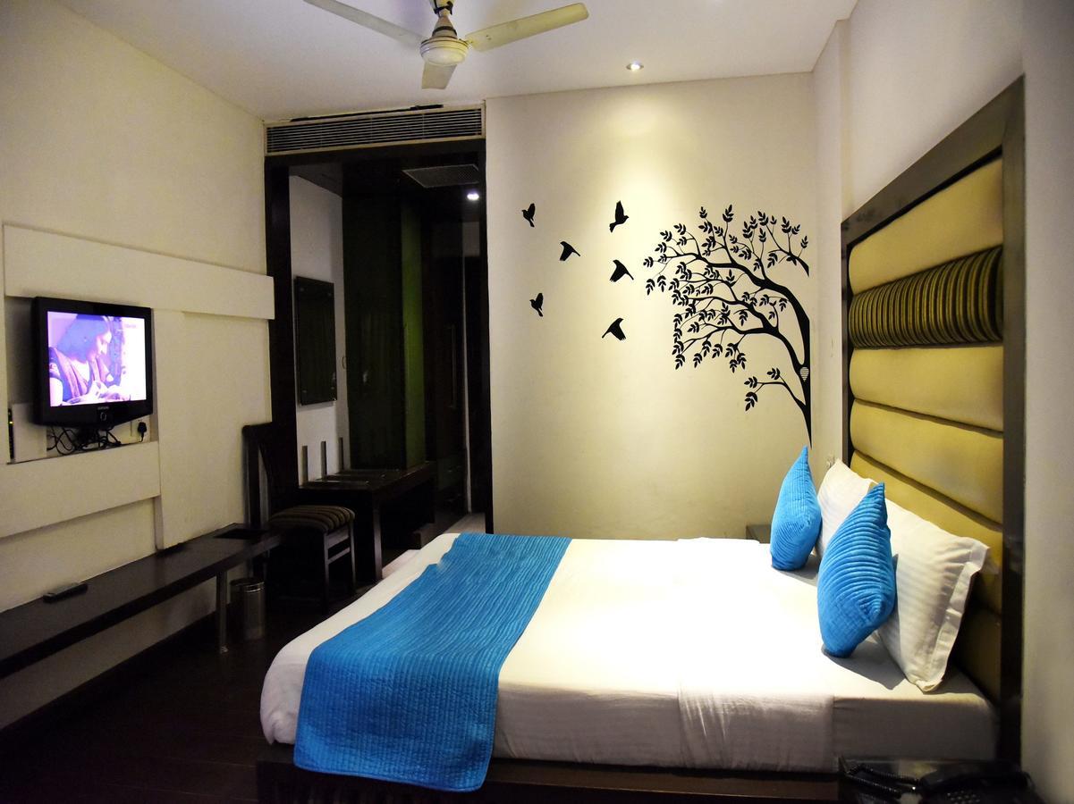 Landmark Hotell Chandīgarh Eksteriør bilde