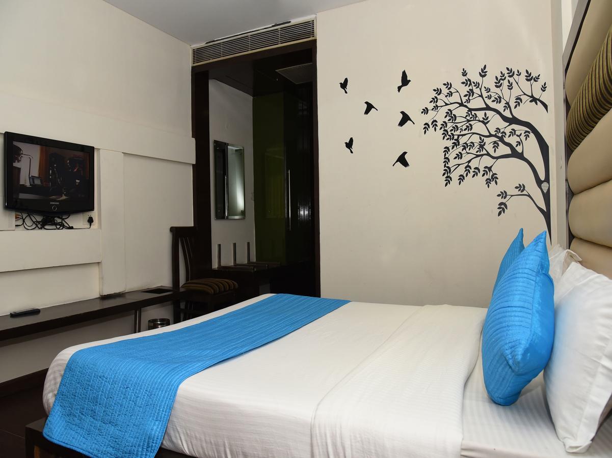 Landmark Hotell Chandīgarh Eksteriør bilde